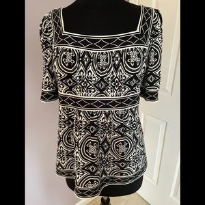 Pristine BCBGMaxAzria Funky Black Tunic Medium
